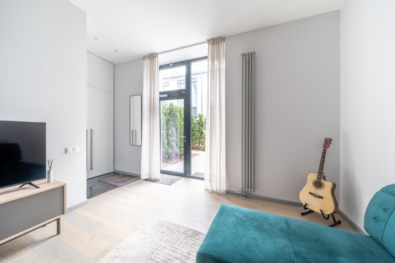 New Comfortable 2 Bedroom Cottage W/Big Terrace Jūrkalne Kamer foto