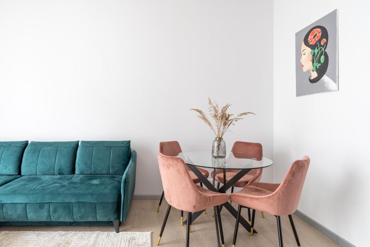 New Comfortable 2 Bedroom Cottage W/Big Terrace Jūrkalne Buitenkant foto
