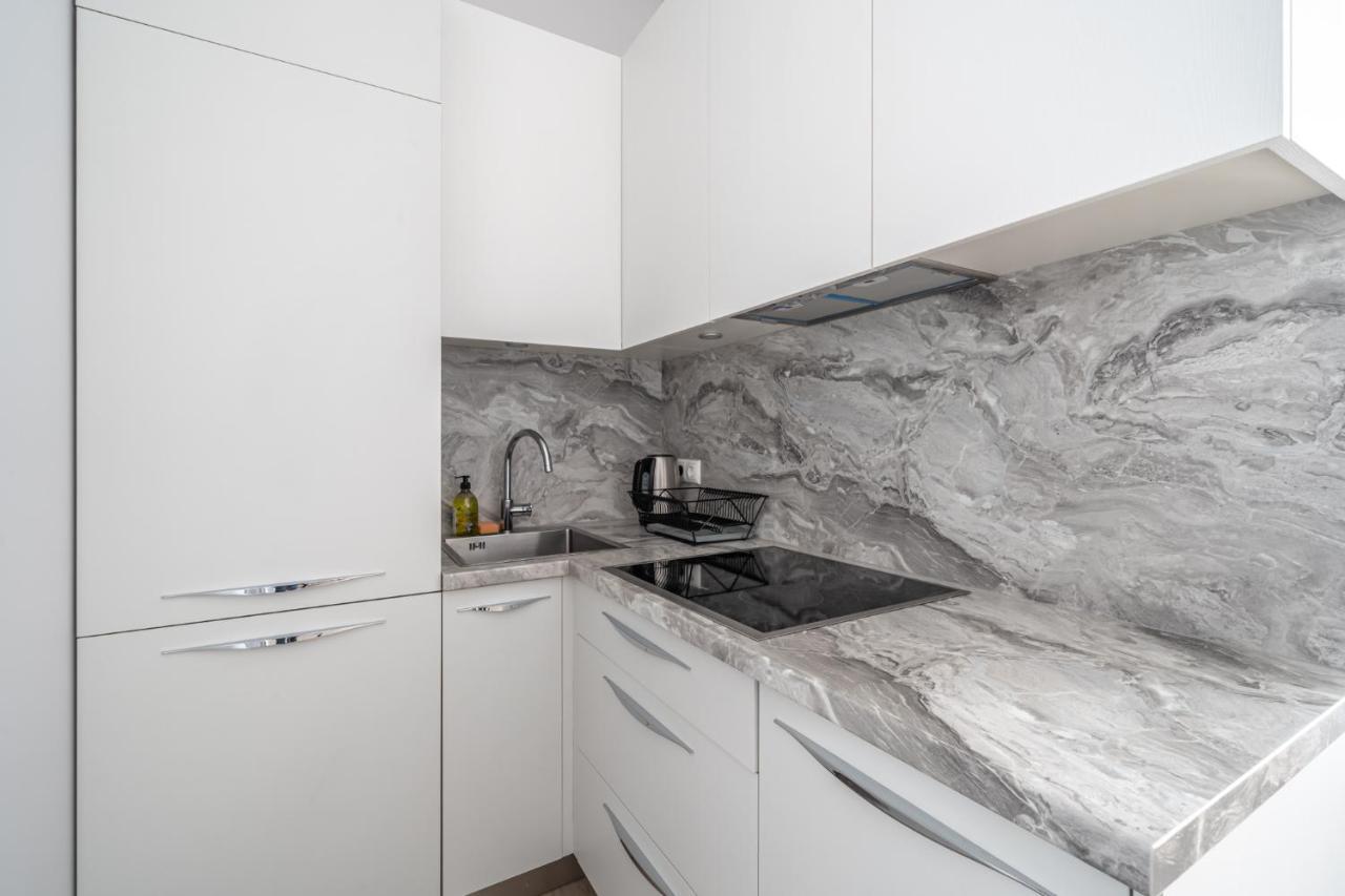 New Comfortable 2 Bedroom Cottage W/Big Terrace Jūrkalne Buitenkant foto
